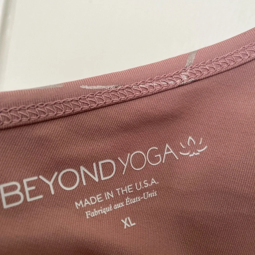 Beyond Yoga Sports Bra – XL – New Without Tags - Picture 4 of 4